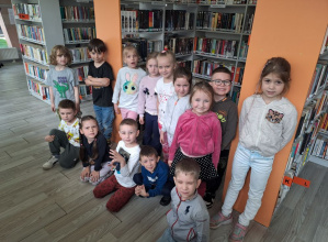 "Motylki" z wizytą w bibliotece