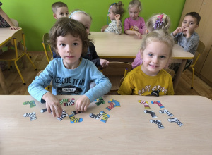 "Dzień Kolorowej Skarpetki" u "Kotków"